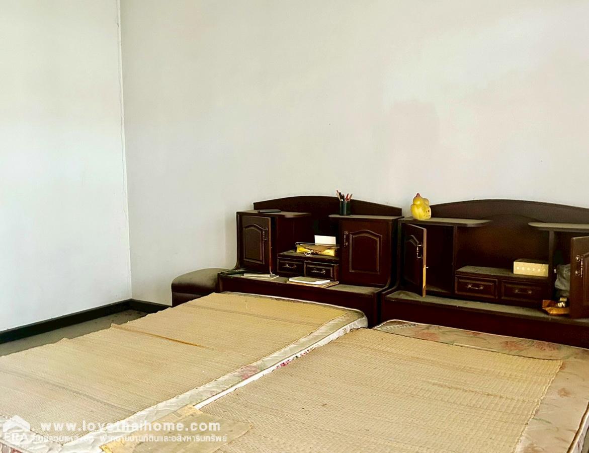 ขายทาวน์เฮ้าส์ 2 ชั้น ม.พิพรพงษ์ 2 ใกล้สนามบินดอนเมือง รวม 2 ห้องคู่ 34 ตรว. ติดถนนใหญ่ วิภาวดี-รังสิต 84 (ขาเข้า) ใกล้จุดขึ้น-ลงทางด่วน เพียง 400 เมตร ราคาถูก เหมาะสำหรับรีโนเวท