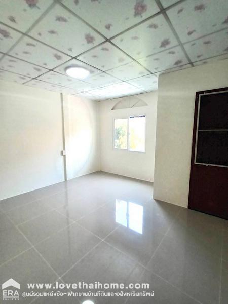 ขายทาวน์เฮ้าส์ หมู่บ้านสุรางค์-ปากเกร็ด ถนนชัยพฤกษ์ พื้นที่16.4ตรว. ใกล้เมเจอร์ปากเกร็ด ตัวบ้านได้รีโนเวท ปรับปรุงทุกอย่างสะอาดเหมือนบ้านใหม่ ราคาถูกมากๆ เมื่อเทียบกับหลังอื่นๆทั้งมือ1 และมือ2