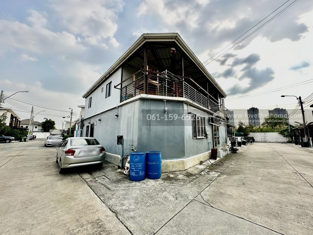 ขายทาวน์เฮ้าส์ เดอะคอนเนค 41 แจ้งวัฒนะ–ติวานนท์ หลังมุม 39.7 ตร.ว. ต่อเติมเต็มพื้นที่ ทำเลดี ใกล้รถไฟฟ้าสายสีชมพู-สถานีปากเกร็ด