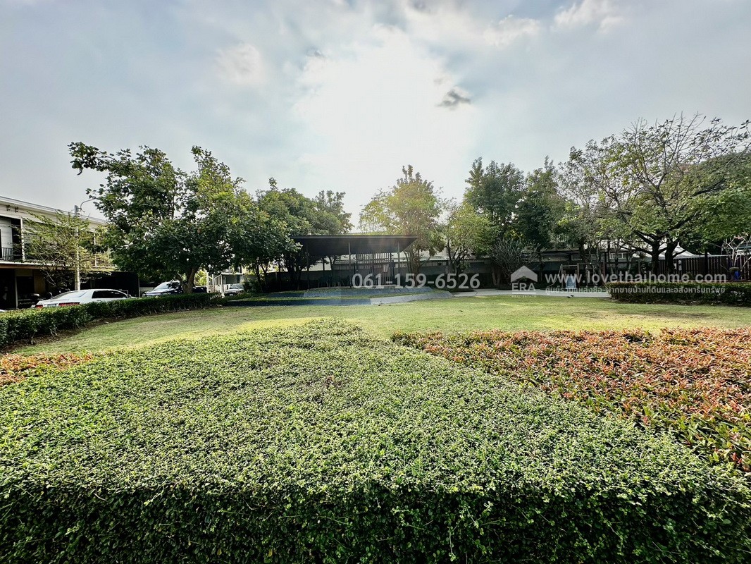 ขายทาวน์เฮ้าส์ เดอะคอนเนค 41 แจ้งวัฒนะ–ติวานนท์ หลังมุม 39.7 ตร.ว. ต่อเติมเต็มพื้นที่ ทำเลดี ใกล้รถไฟฟ้าสายสีชมพู-สถานีปากเกร็ด