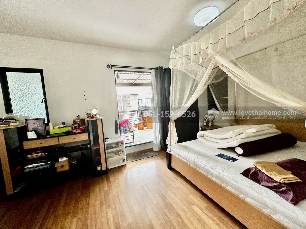 ขายทาวน์เฮ้าส์ เดอะคอนเนค 41 แจ้งวัฒนะ–ติวานนท์ หลังมุม 39.7 ตร.ว. ต่อเติมเต็มพื้นที่ ทำเลดี ใกล้รถไฟฟ้าสายสีชมพู-สถานีปากเกร็ด