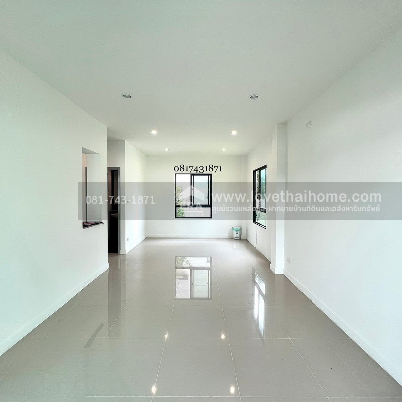 ขายบ้านเดี่ยว สัมมากร ชัยพฤกษ์-วงแหวน2 ไม่เคยเข้าอยู่  พื้นที่ 50 ตรว. ขายเพียงแค่3.7ล้านเท่านั้น ขายถูกสุดๆ ราคาดีขนาดนี้ หาไม่ได้อีกแล้วนะจ๊ะ!  