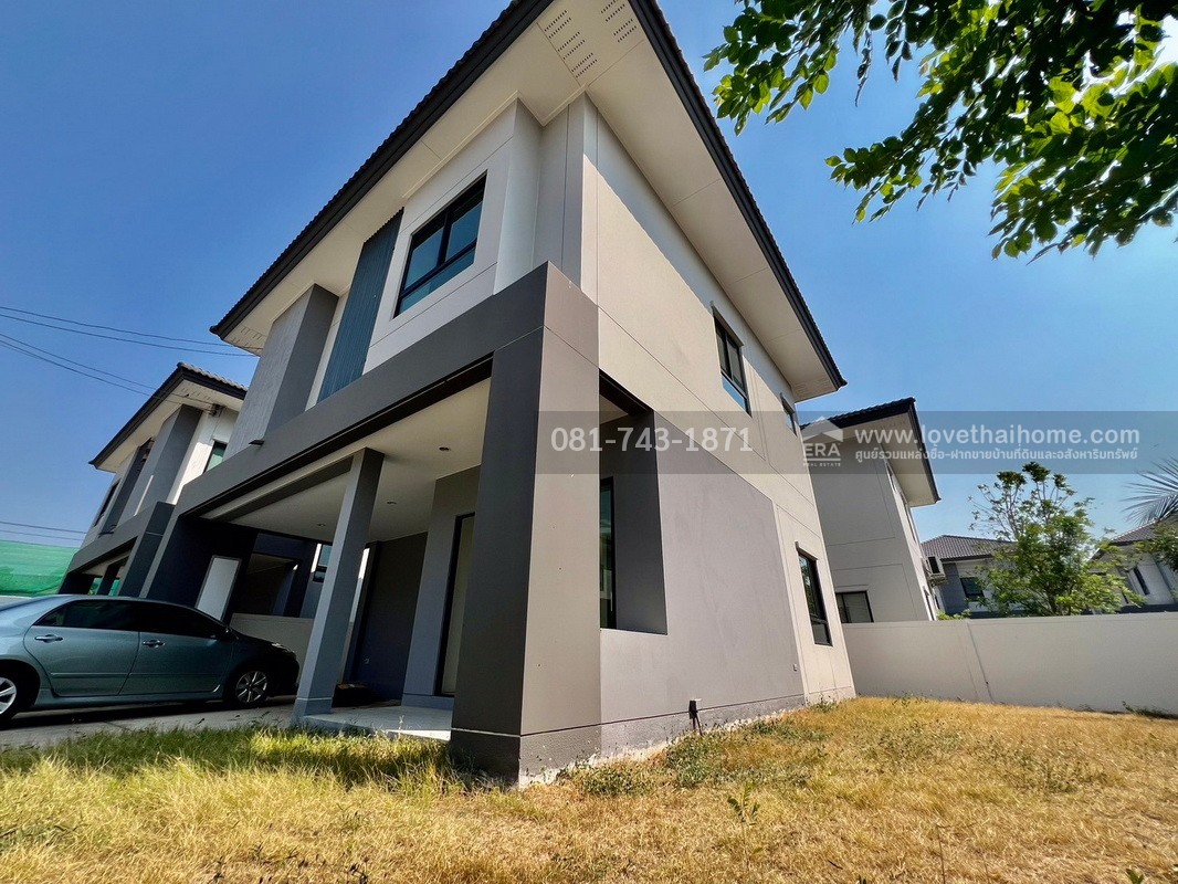 ขายบ้านเดี่ยว สัมมากร ชัยพฤกษ์-วงแหวน2 ไม่เคยเข้าอยู่  พื้นที่ 50 ตรว. ขายเพียงแค่3.7ล้านเท่านั้น ขายถูกสุดๆ ราคาดีขนาดนี้ หาไม่ได้อีกแล้วนะจ๊ะ!  