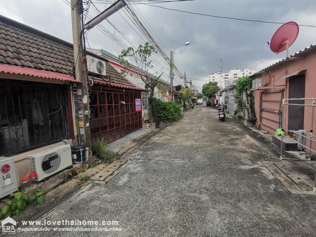 ขายทาวน์เฮ้าส์ ถนนศรีนครินทร์42 ซอยสุภาพงษ์3 หมู่บ้านร่มเย็น พื้นที่ 18 ตรว. ห่าง MRT สวนหลวง ร.9 (สายสีเหลือง) เพียง 400 เมตร