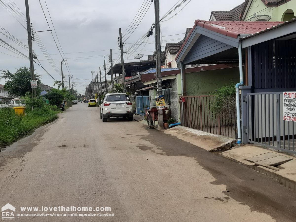 ขายทาวน์เฮ้าส์ ถนนสังฆสันติสุข 30 หมู่บ้านเธียรทอง หนองจอก พื้นที่ 25.70 ตรว. ใกล้โรงเรียนเซนต์เทเรซา ทำใหม่ทั้งหลังสวย ราคาพิเศษ จองด่วน! 