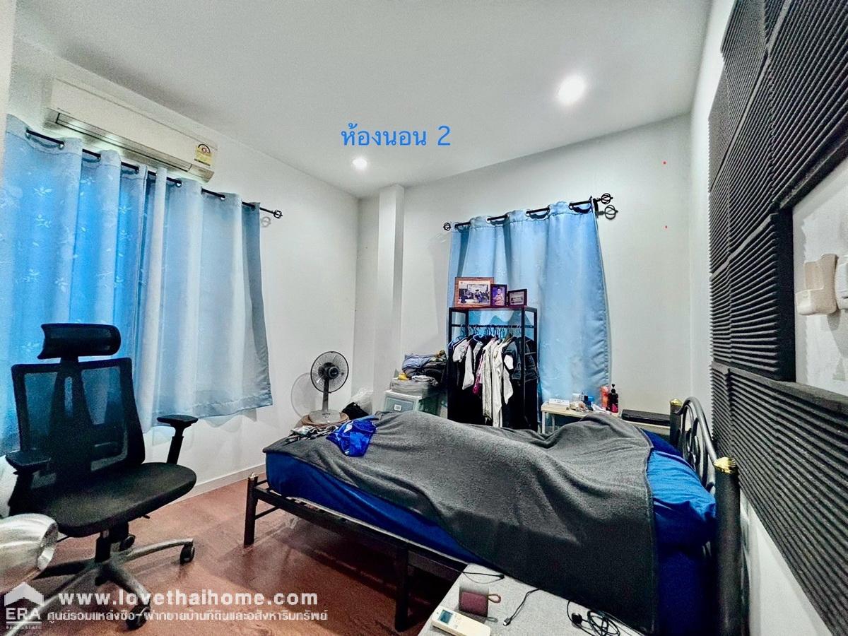 ขายบ้านเดี่ยว หมู่บ้านวิลล่าโนวา วัชรพล-สายไหม พื้นที่ 45.6 ตรว. บ้านสวยหลังมุม ภายในบ้านมีพื้นที่สวน บรรยากาศดีร่มรื่น