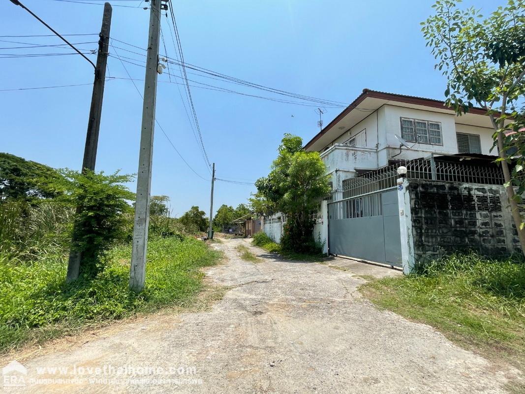 ขายที่ดิน ศรีนครินทร์ 43 หน้าปากซอยเป็นสถานีรถไฟฟ้าสายสีเหลือง-ศรีนครินทร์ 38 มี 3 แปลง พื้นที่รวม 150 ตรว. ขายรวมและแบ่งขาย ห่างจากถนนศรีนครินทร์เพียง 250 เมตร