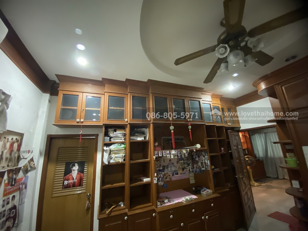 ขายบ้านชั้นเดี่ยว ลาดพร้าว 80 แยก 21 หมู่บ้านโชคชัยปัญจทรัพย์ พื้นที่ 44 ตรว. ทำเลดี สามารถเข้า-ออกได้หลายเส้นทาง