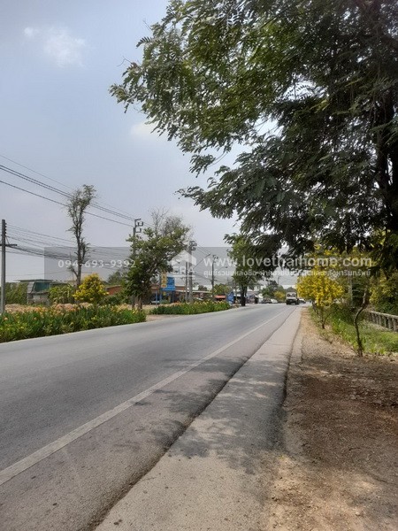 ขายบ้านพร้อมที่ดิน ติดถนนเมนใหญ่ประชาสำราญ หนองจอก พื้นที่ 387 ตรว. ทำเลดีมาก เหมาะสำหรับทำธุรกิจ ต่อยอดทางการเงินได้ และเป็นที่พักอาศัยบรรยากาศดี ติดถนน 3 ด้าน และติดคลอง ราคาต่อรองได้ เจ้าของรีบขาย