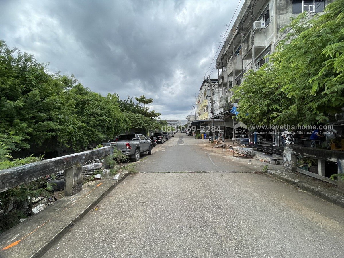 ขายที่ดิน ซอยประชาอุทิศ 54 ตรงข้ามแยก 15 หมู่บ้านธนาปัฐ ที่ถมแล้ว 1-2-10.1 ไร่  เป็นพื้นที่สีเหลือง เข้า-ออกซอยพุทธบูชาได้