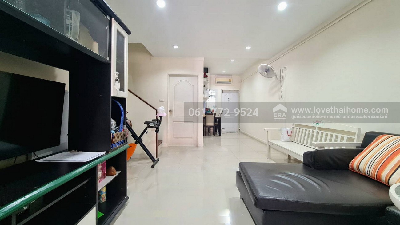 ขายทาวน์เฮ้าส์ หมู่บ้านไอลีฟ ทาวน์ ประชาอุทิศ 90 บ้านสวย ต่อเติมแล้ว 27.5 ตรว. ใกล้โรงเรียนสารสาสน์วิเทศศึกษา และทางด่วนมอเตอร์เวย์ 9 บางปะอิน-พระราม 2