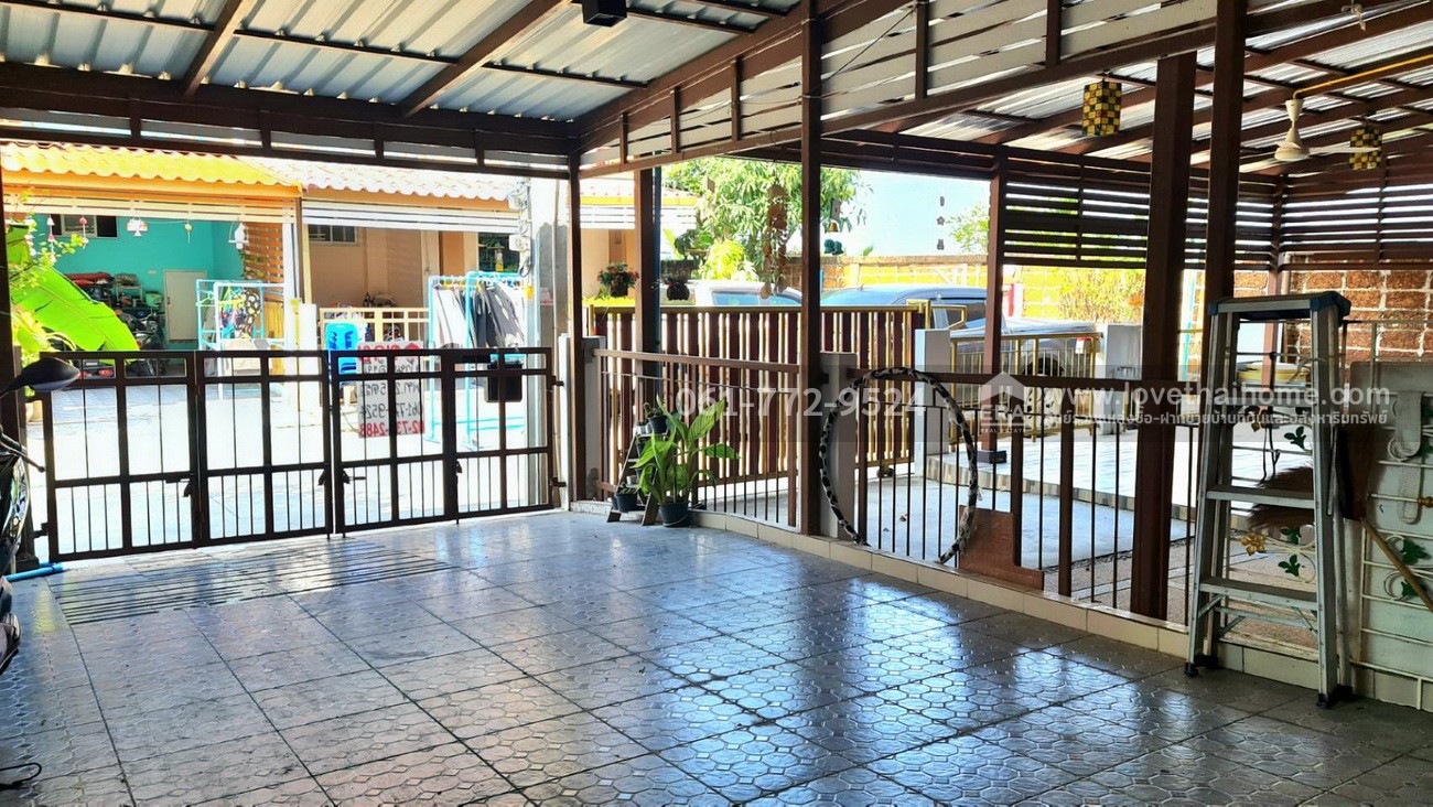 ขายทาวน์เฮ้าส์ หมู่บ้านไอลีฟ ทาวน์ ประชาอุทิศ 90 บ้านสวย ต่อเติมแล้ว 27.5 ตรว. ใกล้โรงเรียนสารสาสน์วิเทศศึกษา และทางด่วนมอเตอร์เวย์ 9 บางปะอิน-พระราม 2