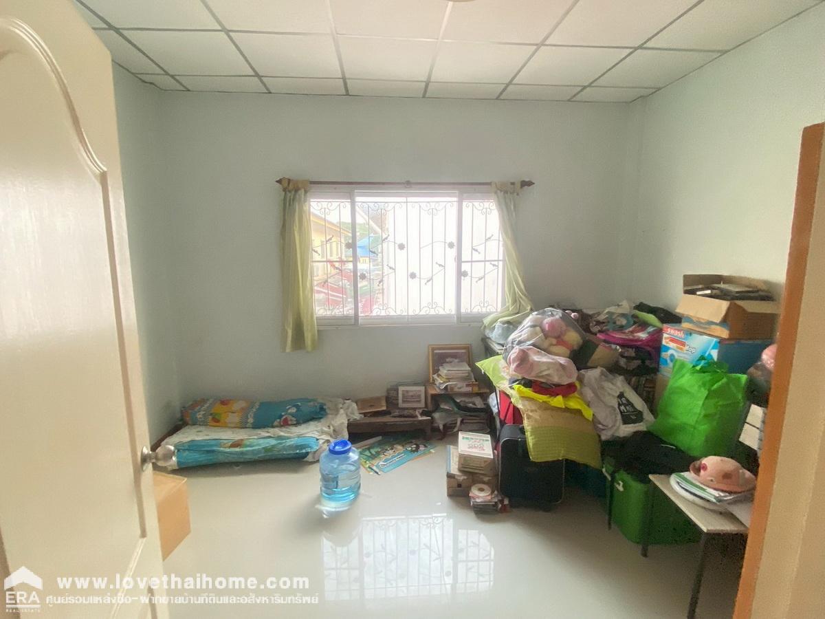 ขายบ้านเพทาย เพลส ถ.ลำลูกกา คลองสาม ทาวน์เฮ้าส์ 2 ชั้น 17 ตรว. หมู่บ้านใกล้ถนนใหญ่ เดินทางสะดวก ทำเลดี ราคานี้หาไม่ได้แล้ว