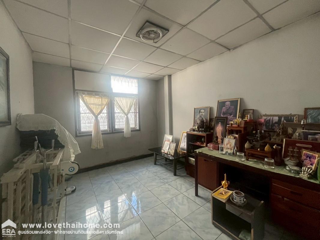 ขายบ้านเดี่ยว ซอยนวมินทร์87 ขนาด 54 ตรว. ราคาพิเศษเพียง 3.3 ล้านบาท ทำเลทองใจกลางเมือง ใกล้ถนนหลัก บรรยากาศดี หาไม่ได้อีกแล้วในย่านนี้ รีบตัดสินใจก่อนพลาดโอกาสดีๆ