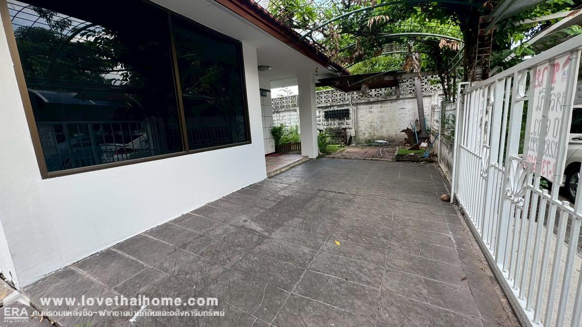 ขายบ้านเดี่ยว 2 ชั้น หมู่บ้านธารารมณ์ พาร์คเวย์โฮม ซอยรามคำแหง150 พื้นที่ 50.1 ตรว. หลังริมพร้อมอยู่