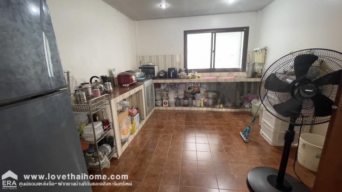 ขายบ้านตึกแถว4ชั้น 3คูหา ซอยสุขุมวิท30 พื้นที่ 31.2 ตรว. ขาย 55 ล้านบาท ทำเลใจกลางเมือง อยู่ระหว่าง BTS ทองหล่อ และ BTS พร้อมพงษ์ ตกแต่งภายในใช้วัสดุเกรดA ห่างจากสุขุมวิทเพียงแค่80เมตรเท่านั้น