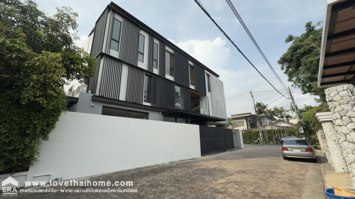 ขายบ้านหรู3ชั้น ซอยรามคำแหง108 หมู่บ้านเอ็กซ์คลูซีฟ (Exclusive39) พื้นที่ 125 ตรว. ขาย 65 ล้านบาท บ้านมุม สร้างใหม่ยังไม่เคยเข้าอยู่ ใกล้แนวรถไฟฟ้าสายสีส้ม สถานีสัมมากร ตกแต่งใช้วัสดุเกรดA ทั้งหลัง