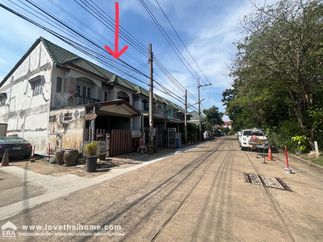 ขายทาวน์เฮ้าส์ 2 ชั้น หมู่บ้านกานต์มณี ถนนบางกรวย-ไทรน้อย พื้นที่ 19 ตรว. หน้าบ้านมีวิวแม่น้ำสวย ร่มรื่น บรรยากาศดี พร้อมอยู่ พร้อมโอน สวยและถูกแน่นอน ด่วนๆค่ะ