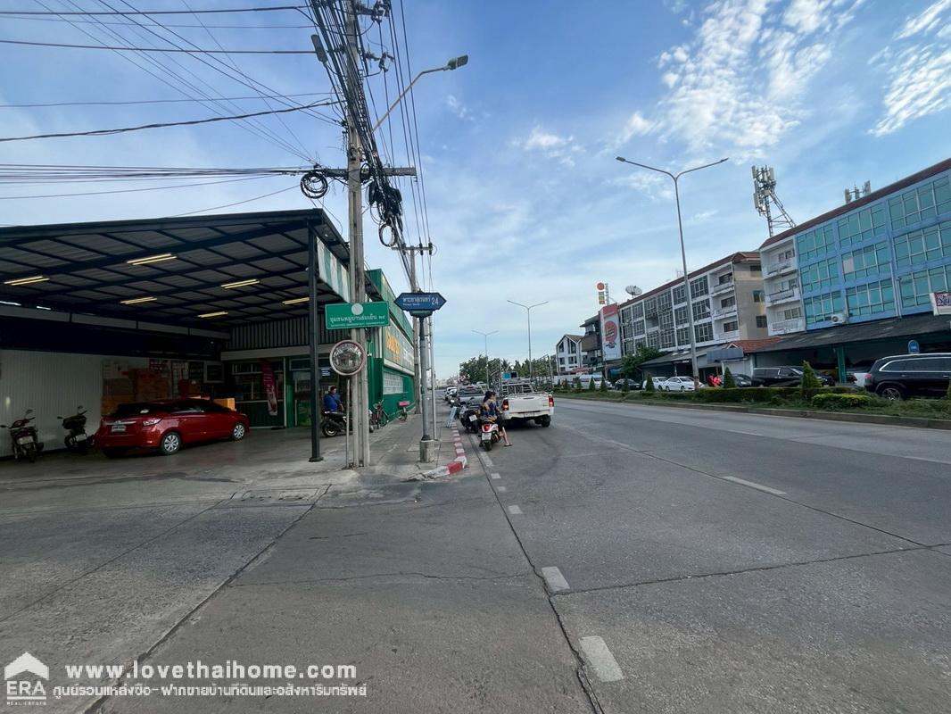 ขายทาวน์โฮม 3 ชั้น ซอยพระยามสุเรนทร์24 หมู่บ้านซิกเนเจอร์ รามอินทรา109 พื้นที่ 20.1 ตรว. บ้านสุดสวย พร้อมอยู่ หน้าสวนสาธารณะ วิวสวย น่าอยู่ ราคาคุยได้สุดๆ บ้านใหม่ยังไม่เคยอยู่