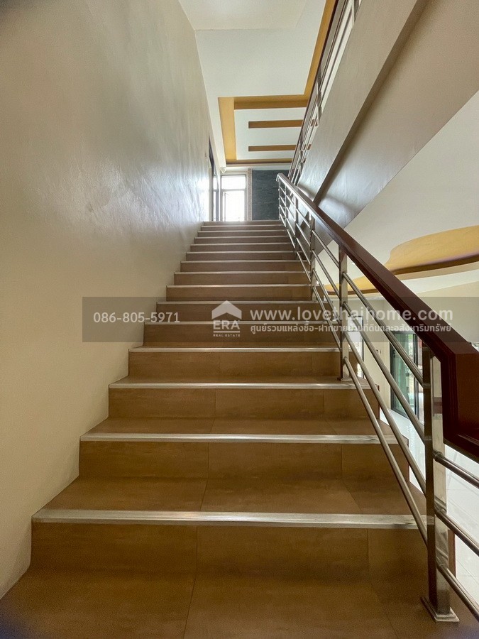 ขายโรงงาน โกดัง ย่านบางบัวทอง นนทบุรี ใน ต.ลำโพ พื้นที่ 343 ตรว. มาตราฐานใหม่สวยหรู  พร้อมเปิดกิจการได้เลย ราคาถูกเพียง 25.9 ล้าน/ต่อรองได้ ลดด่วนสุดๆ