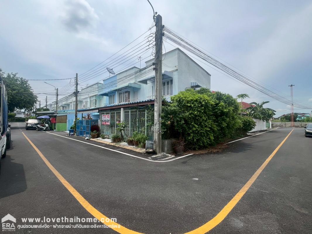 ขายทาวน์เฮ้าส์ 2 ชั้น หมู่บ้านบัวทอง2 บางใหญ่ หลังมุม ขนาด 30 ตรว. ขายเพียงแค่ 1.95 ล้านบาท ใกล้เซ็นทรัลเวสต์เกต ทำเลใจกลางชุมชน พร้อมเข้าอยู่ได้ทันที!!