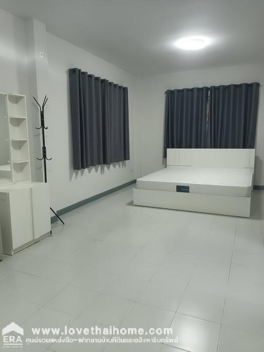 ขายบ้านศิรินทรา ร่มเกล้า-สุวรรณภูมิ โครงการ 1 บ้านเดี่ยว 2 ชั้น 60.10 ตรว. ทำเลดี ติดถนนใหญ่ร่มเกล้า 19/7 ใกล้รถไฟฟ้าสายสีส้ม และสายสีชมพู ใกล้ Airport Line ลาดกระบัง ราคาพิเศษ จองด่วน!
