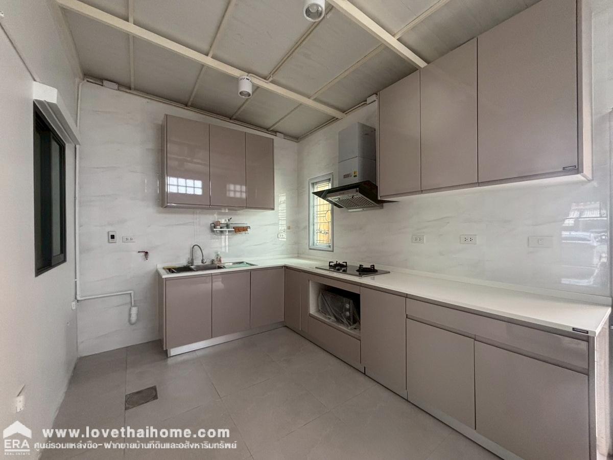 ขายทาวน์โฮม 3 ชั้น หมู่บ้านไอเจ้นท์ พรีเมียม ทาวน์โฮม พัฒนาการ 99 บ้านหลังมุม 23.6 ตรว. ขายถูก!เจ้าของขายขาดทุน บ้านไม่เคยเข้าอยู่ ต่อเติมครัว แถมเฟอร์ฯ ทั้งหลัง ใกล้รถไฟฟ้าสายสีเหลือง-สถานีพัฒนาการ