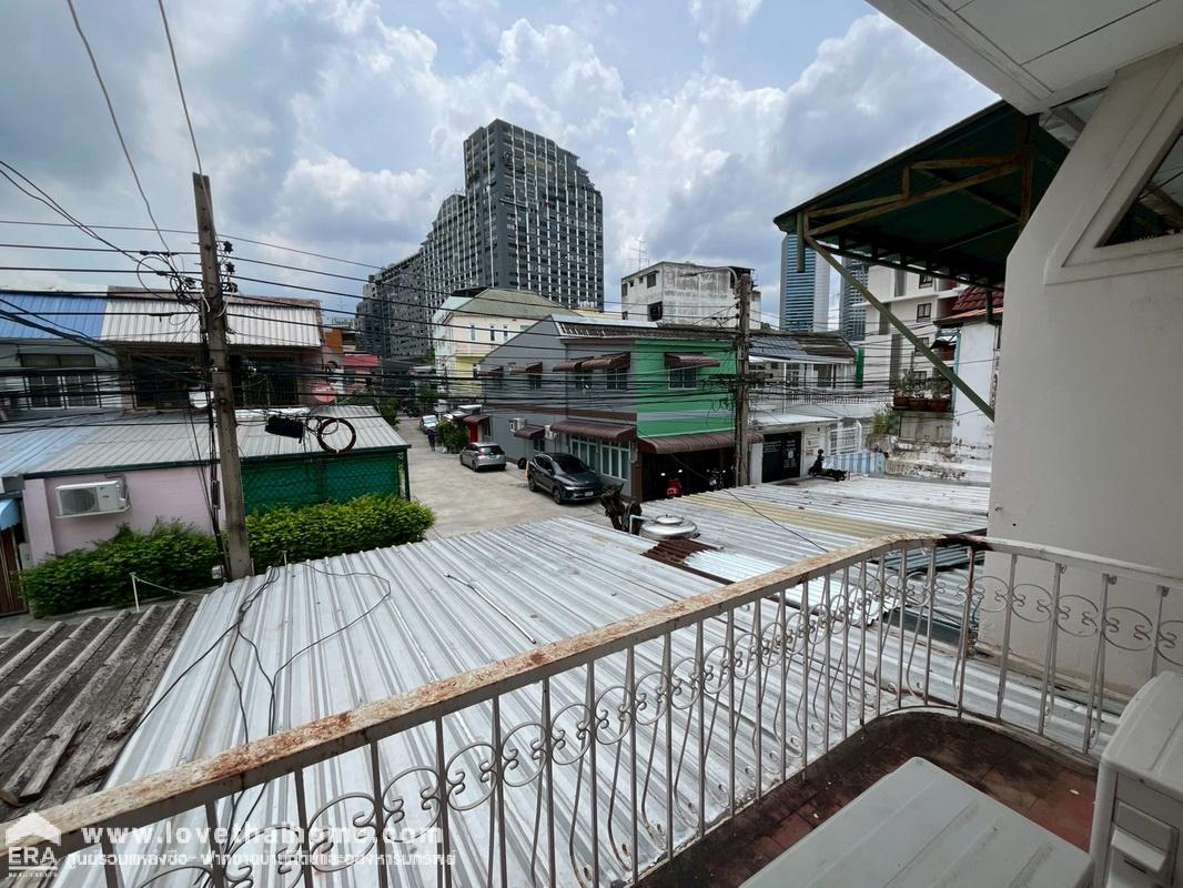 ขายทาวน์เฮ้าส์ 2 ชั้น ถนนรัชดาภิเษก7 ซอยชานเมือง16 หมู่บ้านอยู่เจริญ พื้นที่ 17.9 ตรว. ทำเลทอง ทำเลดี ถูกสุดในซอยนี้แล้ว!!