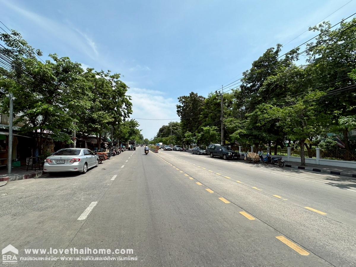 ขายตึกแถว หมู่บ้านนักกีฬาแหลมทอง ซ.กรุงเทพกรีฑา3 ย่านประเวศ อาคารพาณิชย์ 2 ชั้นครึ่งมีดาดฟ้า 17.7 ตรว. พร้อมใช้งาน ใกล้มอเตอร์เวย์ และทางด่วน เหมาะเปิดร้านค้า/ออฟฟิศ หรือปล่อยเช่า