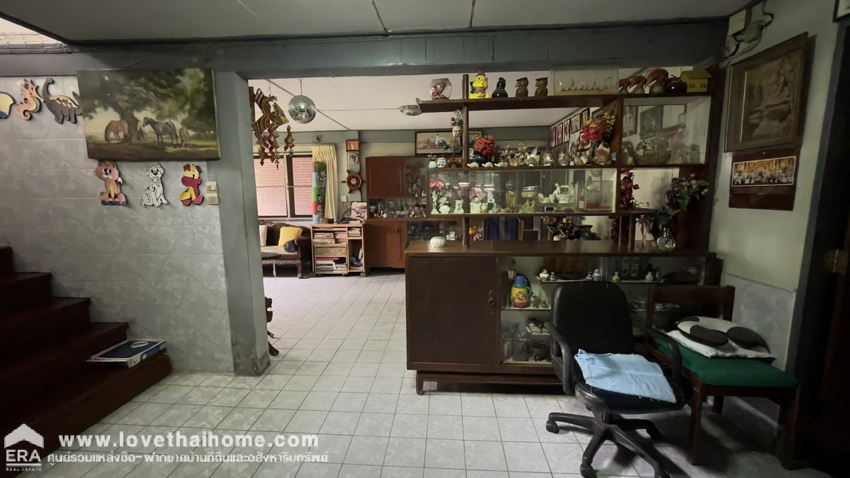 ขายที่ดินแถมบ้าน ถนนประชาชื่น ซอยคลังมนตรี7-1 บ้านมุม ติดถนน 3 ด้าน ย่านประชาชื่น พื้นที่ 111 ตรว. ขาย 14.8 ล้านบาท ใกล้รถไฟฟ้า สถานีบางซ่อน