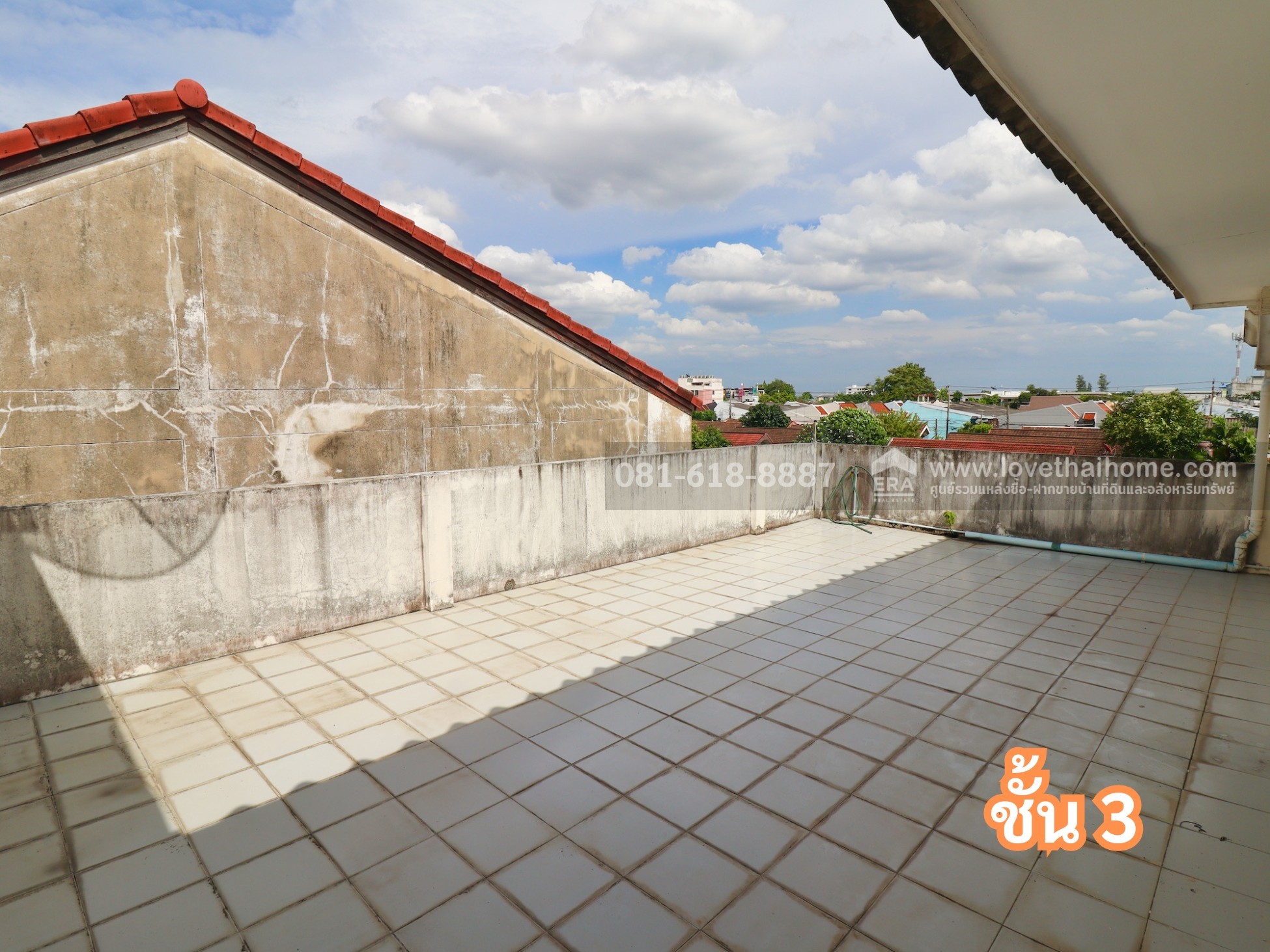 ขายบ้าน3ชั้น ซอยนวมินทร์ 82 ใกล้ห้างโลตัส โรงพยาบาลพญาไท  ขนาด 61 ตร.วา (400 ตารางเมตร) ถนนกว้าง จอดรถข้างบ้านได้