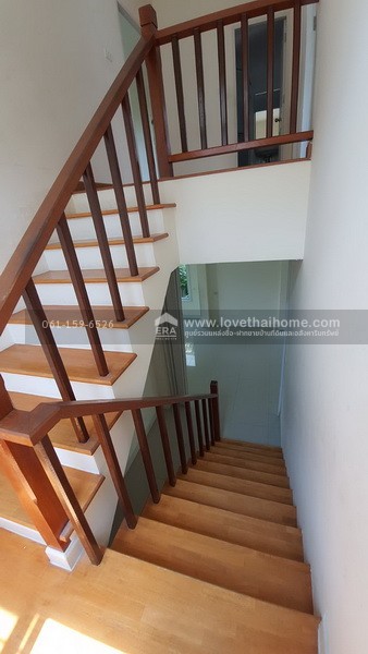 ขายบ้านเดี่ยว หมู่บ้านราชพฤกษ์-สุวินทวงศ์ ย่านมีนบุรี แปลงริมใน 62.5 ตรว. ขายถูกที่สุดในหมู่บ้าน ฝั่งตรงข้ามบ้านเป็นสวนสาธารณะของหมู่บ้าน