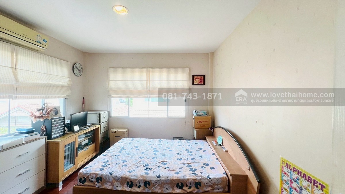 ขายบ้านเดี่ยว นันทวัน สุวรรณภูมิ ถนนกิ่งแก้ว พื้นที่ 75 ตรว. ขายถูกมาก ต่ำกว่าราคาตลาด ของบ้านแปลนและพื้นที่ขนาดนี้ โครงสร้างบ้านดี บ้านตามสภาพเดิม ราคาถูกที่สามารถคุยราคาได้อีก บ้านใกล้สนามบินสุวรรณภูมิ
