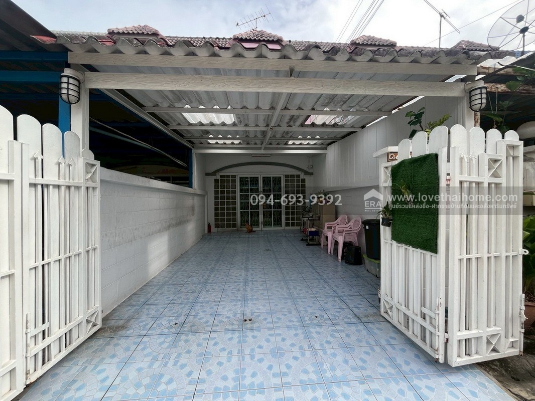 ขายทาวน์เฮ้าส์ 2 ชั้น หมู่บ้านมนวดี พาร์ค บางใหญ่-กาญจนาภิเษก ซอยวัดลาดปลาดุก พื้นที่ 16 ตรว. บ้านสวยสะอาด ราคาลดสุดๆ เดินทางสะดวกมากๆ ใครเร็วใครได้ของดีแน่นอน!!