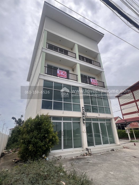 ขายอาคารพาณิชย์ทำเลทอง ติดถนนหลักเทพกุญชร 42 คลองหลวง ปทุมธานี ตัวตึกใหม่มาก 3.5 ชั้น 2 คูหา 62.9 ตร.ว. สภาพพร้อมใช้ เหมาะเปิดธุรกิจทุกประเภท ใกล้สำนักงานที่ดินคลองหลวง เพียง 600 เมตร