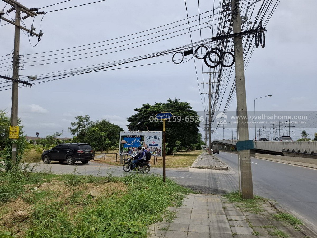 ขายที่ดินถมแล้ว ถ.เจริญทำ (พุทธมณฑลสาย 5) ต.บางเตย สามพราน นครปฐม 108 ตร.วา แปลงสวย สี่เหลี่ยม ถนนหน้าที่ดินกว้าง 8 เมตร