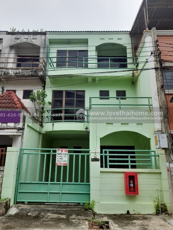 ขายทาวน์เฮ้าส์ 3 ชั้น ถนนรัตนาธิเบศร์ หมู่บ้านธัญธาร วิลเลจ พื้นที่ 21 ตรว. บ้านรีโนเวทใหม่ทั้งหลังสวยมาก พร้อมอยู่ โครงสร้างแข็งแรง
