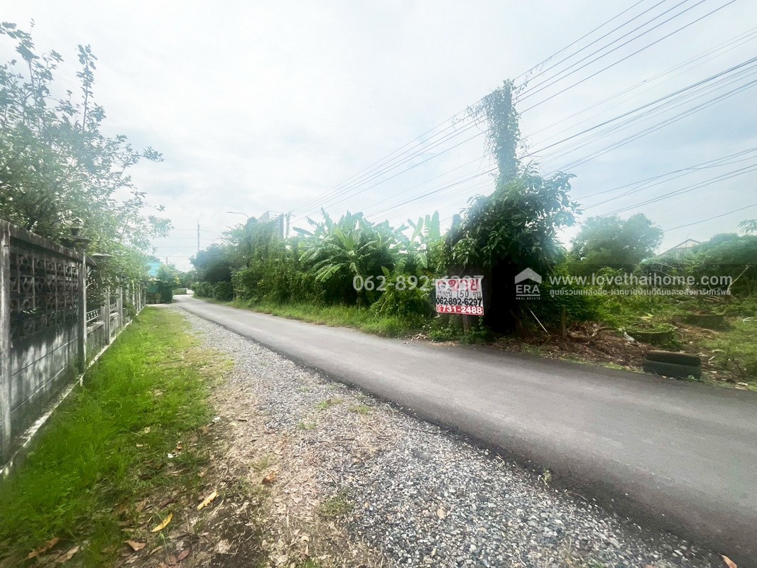 ขายที่ดิน ซอยประชาร่วมใจ48/1 ในคลองสามวา ทำเลทอง ติดถนน 2 ด้าน  ขนาด 150 ตารางวา ขายเพียง 1.82 ล้านบาทเท่านั้น ที่สวยราคาสุดคุ้ม ถูกแบบนี้หาไม่ได้อีกแล้ว รีบจับจองก่อนหลุดมือ สนใจโทร 062-892-6297