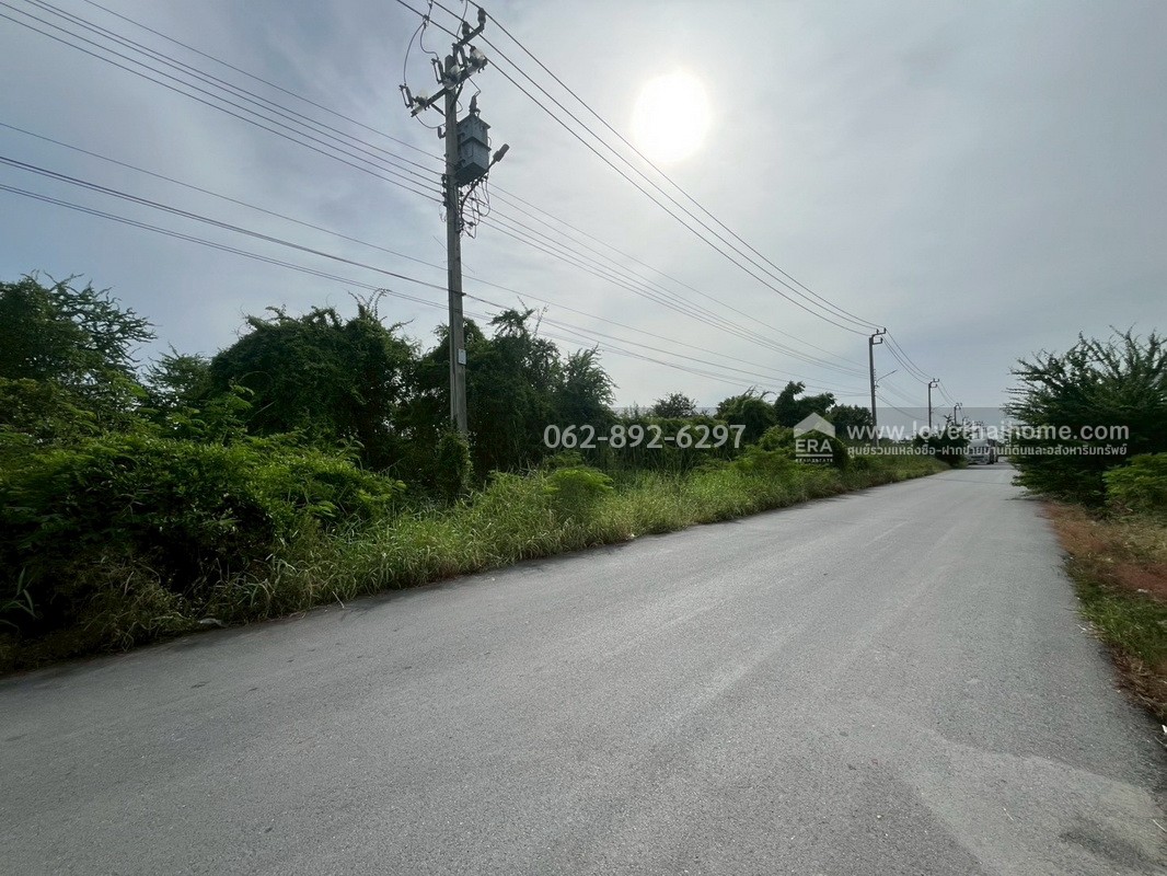 ขายที่ดิน แปลงสวย ซอยประชาอุทิศ76 บางขุนเทียน ขนาด 10 ไร่ ทำเลดี แปลงใหญ่ ติดถนนสาธารณะ ที่สวย ทำเลทอง สนใจโทร. 062-892-6297