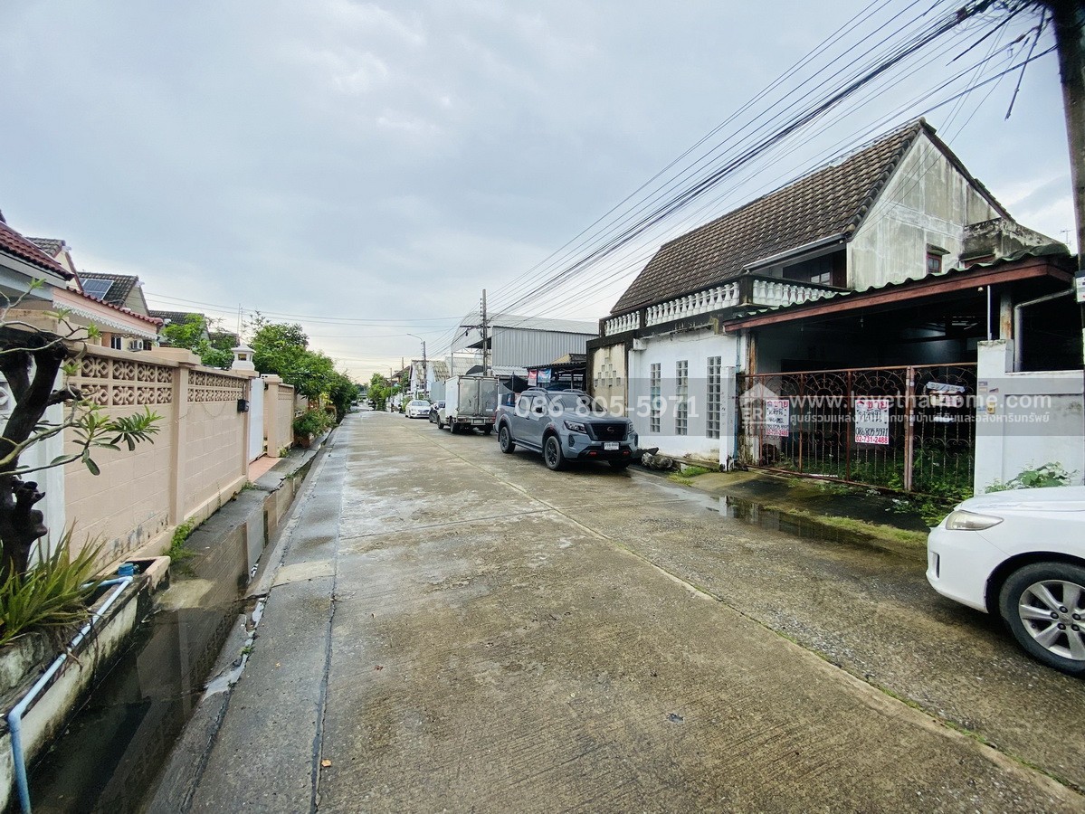 ขายบ้านแฝด ซ.นวมินทร์ 163 หมู่บ้านอรุณนิเวศน์ พื้นที่ 40 ตร.วา ใกล้รถไฟฟ้าสถานีคู้บอน และรพ.สินแพทย์