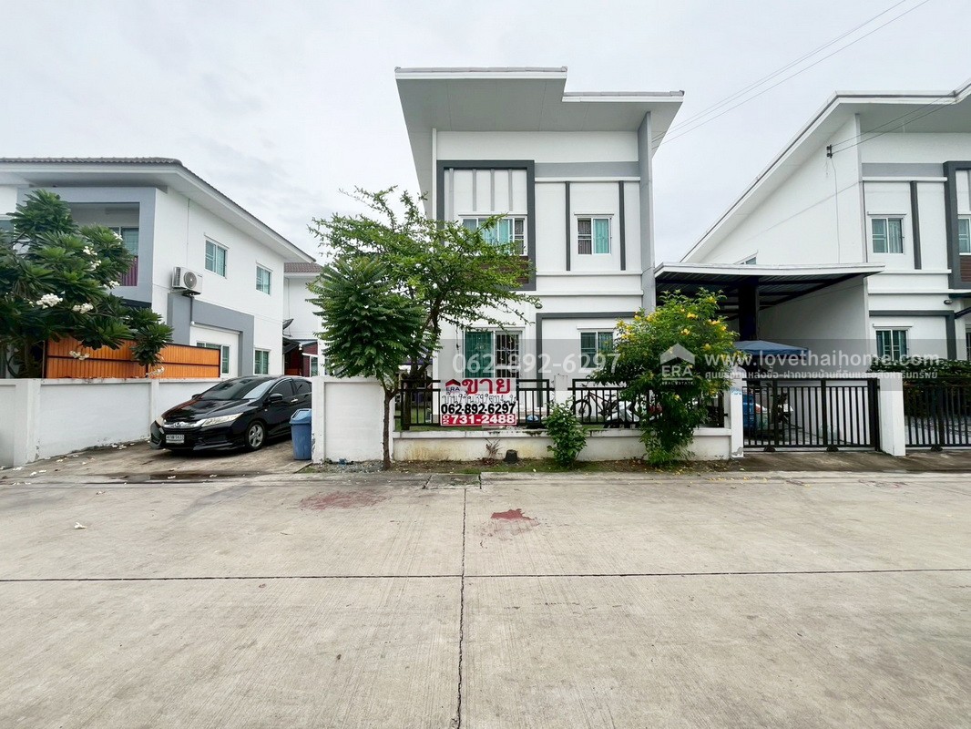 ขายบ้านแฝด 2 ชั้น หมู่บ้านแลนซีโอคริป เพชรเกษม81 ขนาด 39.2 ตรว. บ้านสวยพร้อมเข้าอยู่ ราคาถูกกว่าตลาด คุ้มสุดๆ บ้านดีๆแบบนี้หาไม่ได้ง่าย รีบติดต่อโทร.062-892-6297