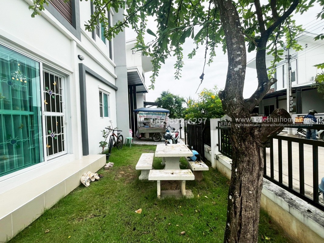ขายบ้านแฝด 2 ชั้น หมู่บ้านแลนซีโอคริป เพชรเกษม81 ขนาด 39.2 ตรว. บ้านสวยพร้อมเข้าอยู่ ราคาถูกกว่าตลาด คุ้มสุดๆ บ้านดีๆแบบนี้หาไม่ได้ง่าย รีบติดต่อโทร.062-892-6297
