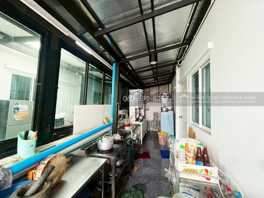 ขายบ้านแฝด 2 ชั้น หมู่บ้านแลนซีโอคริป เพชรเกษม81 ขนาด 39.2 ตรว. บ้านสวยพร้อมเข้าอยู่ ราคาถูกกว่าตลาด คุ้มสุดๆ บ้านดีๆแบบนี้หาไม่ได้ง่าย รีบติดต่อโทร.062-892-6297