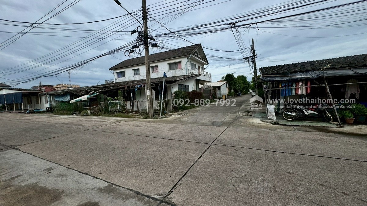 ขายบ้านแฝด ถนนพระราม2 ซอย69 แยก3 หมู่บ้านการเคหะธนบุรี พื้นที่ 34.9 ตรว. บ้านหลังมุม พร้อมอยู่ ใกล้โลตัส พระราม2