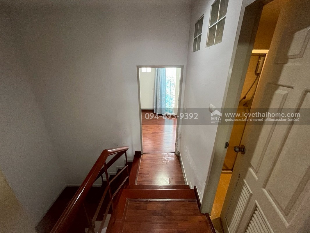 ขายทาวน์โฮม 3 ชั้น หมู่บ้านศุภาลัยวิลล์ พหลโยธิน52 เดินทางสะดวก ใกล้รถไฟฟ้า BTS สะพานใหม่ พื้นที่ 21.1 ตรว. ขายขาดทุน ราคาหลังนี้เหมาะสมสุดๆไม่มีอีกแล้ว ต่ำสุดในโครงการค่ะ ด่วนๆเลยค่ะ