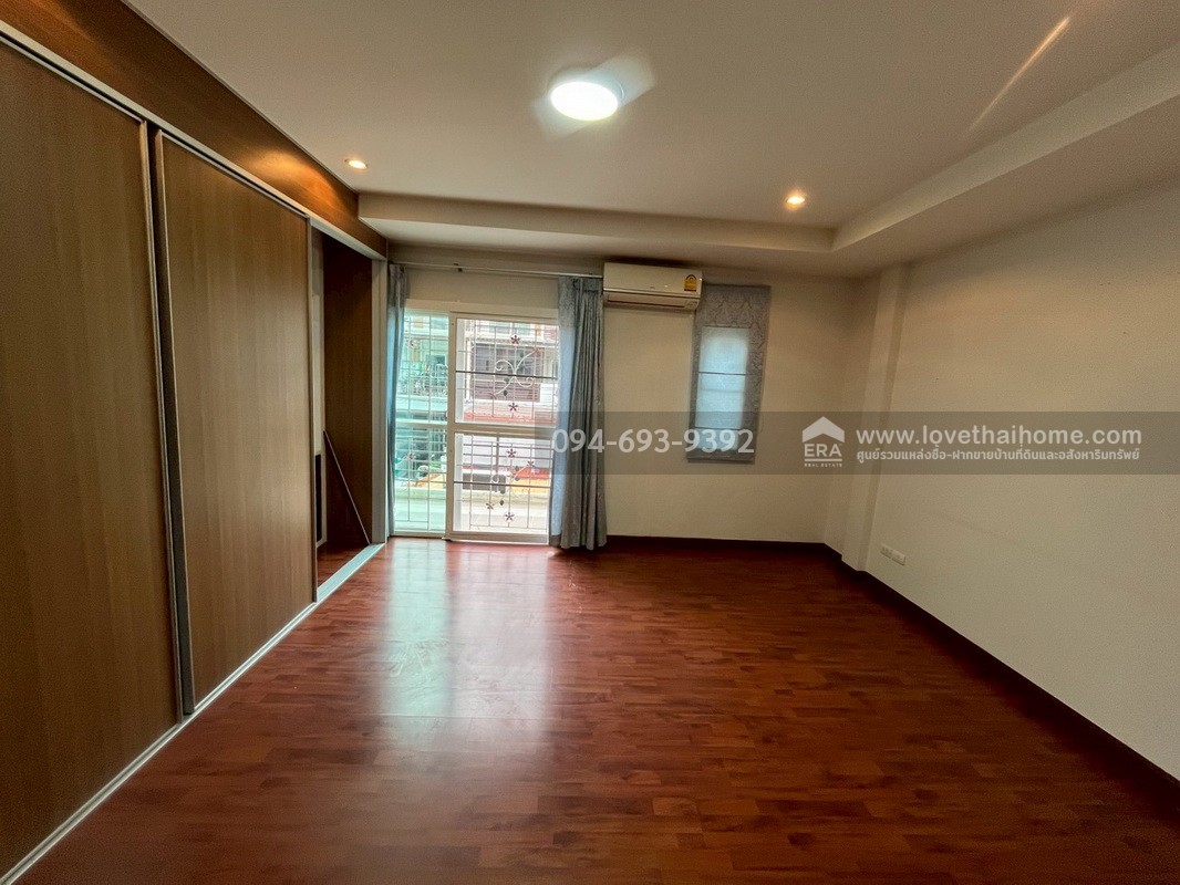 ขายทาวน์โฮม 3 ชั้น หมู่บ้านศุภาลัยวิลล์ พหลโยธิน52 เดินทางสะดวก ใกล้รถไฟฟ้า BTS สะพานใหม่ พื้นที่ 21.1 ตรว. ขายขาดทุน ราคาหลังนี้เหมาะสมสุดๆไม่มีอีกแล้ว ต่ำสุดในโครงการค่ะ ด่วนๆเลยค่ะ
