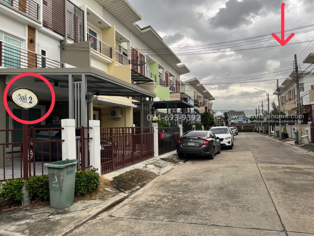 ขายทาวน์โฮม 3 ชั้น หมู่บ้านศุภาลัยวิลล์ พหลโยธิน52 เดินทางสะดวก ใกล้รถไฟฟ้า BTS สะพานใหม่ พื้นที่ 21.1 ตรว. ขายขาดทุน ราคาหลังนี้เหมาะสมสุดๆไม่มีอีกแล้ว ต่ำสุดในโครงการค่ะ ด่วนๆเลยค่ะ