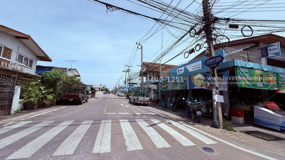 ขายที่ดินแถมบ้าน ซอยสรณคมน์25 พื้นที่ 58 ตรว. ราคาถูก ขายเพียง 4 ล้านบาท ติดถนนเมนของโครงการ ตรงข้ามสนามบินดอนเมือง