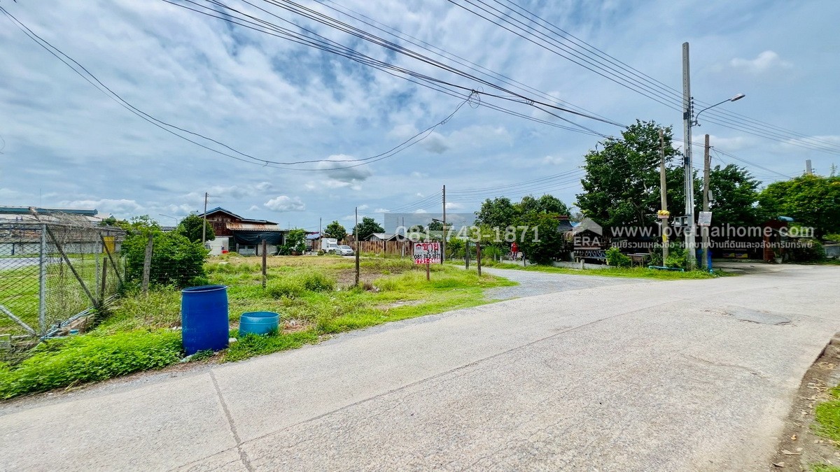 ขายที่ดิน ใกล้ อบต.ไทรใหญ่ อ.ไทรน้อย จ.นนทบุรี พื้นที่ 3-1-87 ไร่ ถมแล้ว ทำเลดี ติดถนน-ติดคลอง ติดโรงเบียร์ไฮเนเก้น แถมบ้านกับโกดัง เหมาะลงทุน ทำโกดัง,ลานเก็บสินค้า,บ้านพัก,ธุรกิจบ้านเช่า/หอพัก