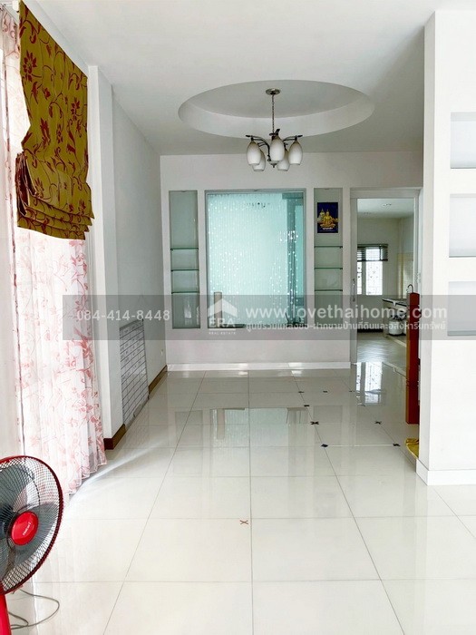 ขายทาวน์โฮม 3 ชั้น หมู่บ้านศิรินโฮม ลาดพร้าว 101 หลังมุม 28.1 ตร.วา ใกล้รถไฟฟ้าสายสีเหลือง-สถานีลาดพร้าว 101 ราคาถูก เข้าออกได้หลายทาง ซ.ลาดพร้าว 87, ถ.เลียบทางด่วนรามอินทรา